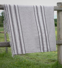 Plaid en laine rayure basque